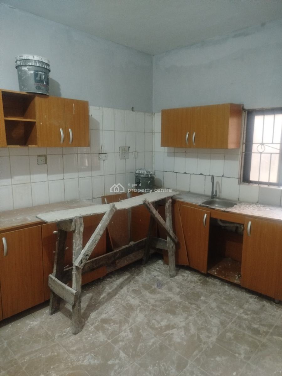 Specious Three Bedroom Apartment, Zatech, Wuye, Abuja, Flat / Apartment for Rent