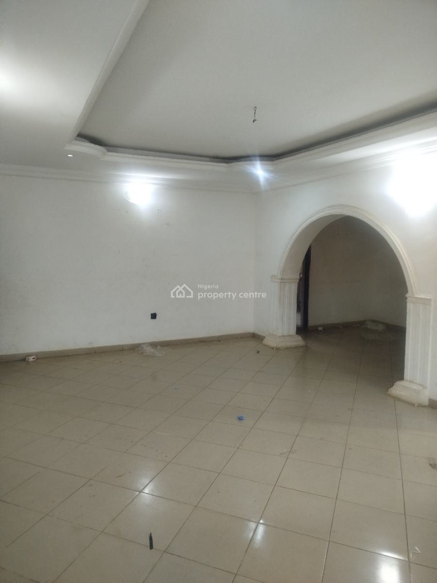 Specious Three Bedroom Apartment, Main Wuye, Wuye, Abuja, Flat / Apartment for Rent