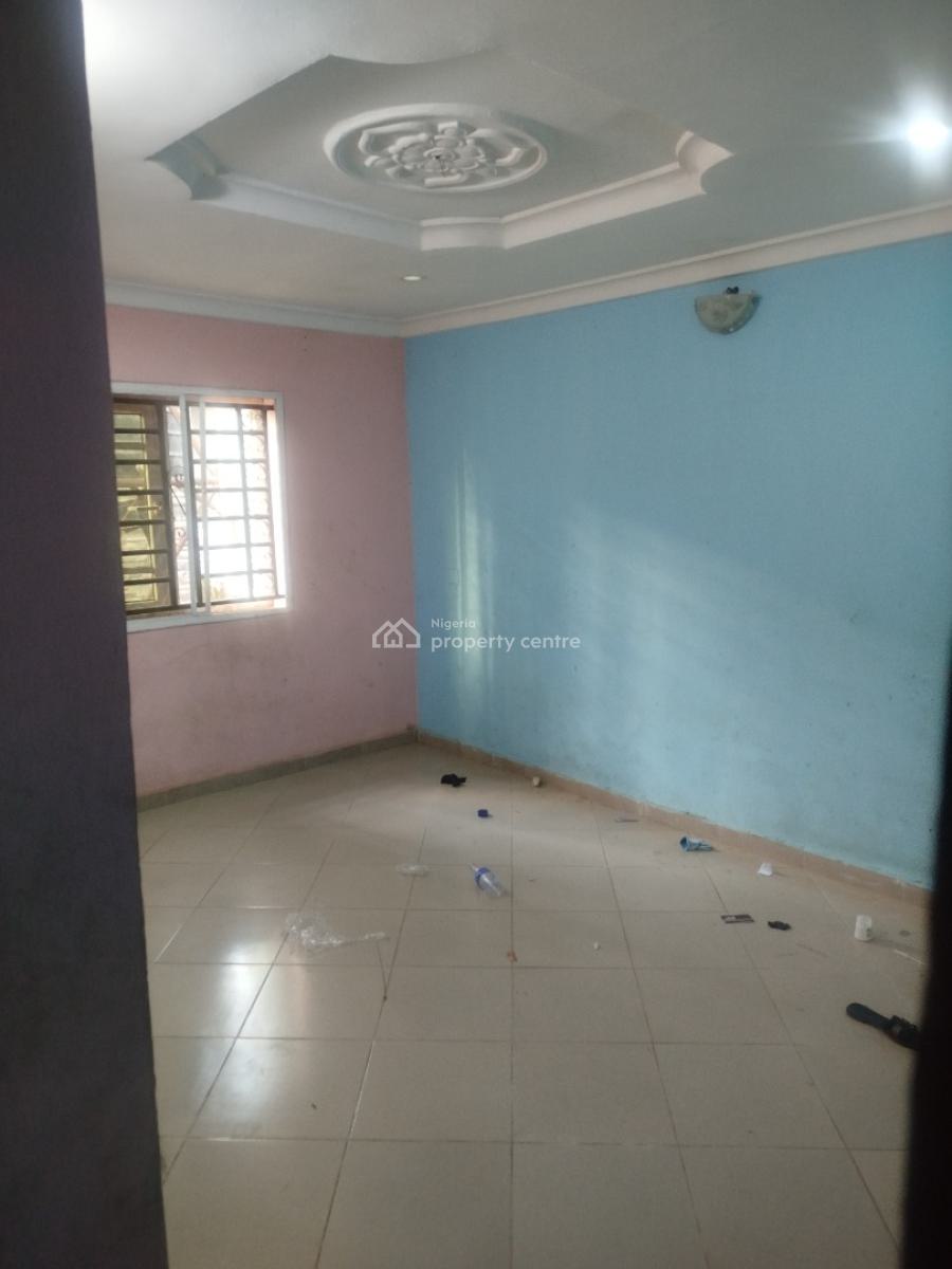 Specious Three Bedroom Apartment, Main Wuye, Wuye, Abuja, Flat / Apartment for Rent