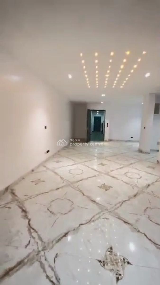 Fully Serviced 2bedroom Flat Ensuit, Off Admiralty Way, Lekki Phase 1, Lekki, Lagos, Flat / Apartment for Rent
