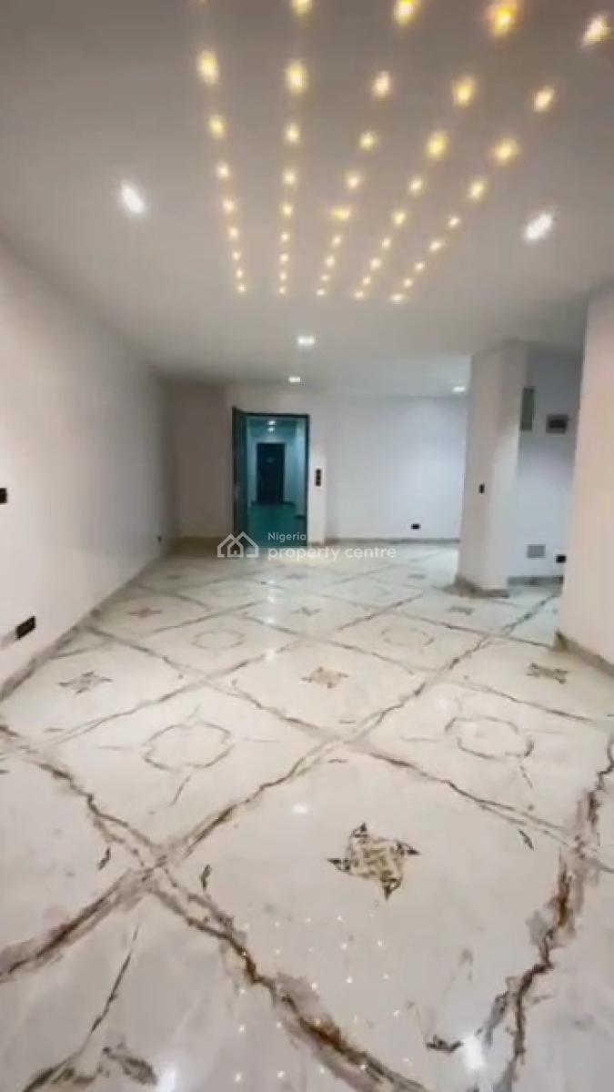 Fully Serviced 2bedroom Flat Ensuit, Off Admiralty Way, Lekki Phase 1, Lekki, Lagos, Flat / Apartment for Rent