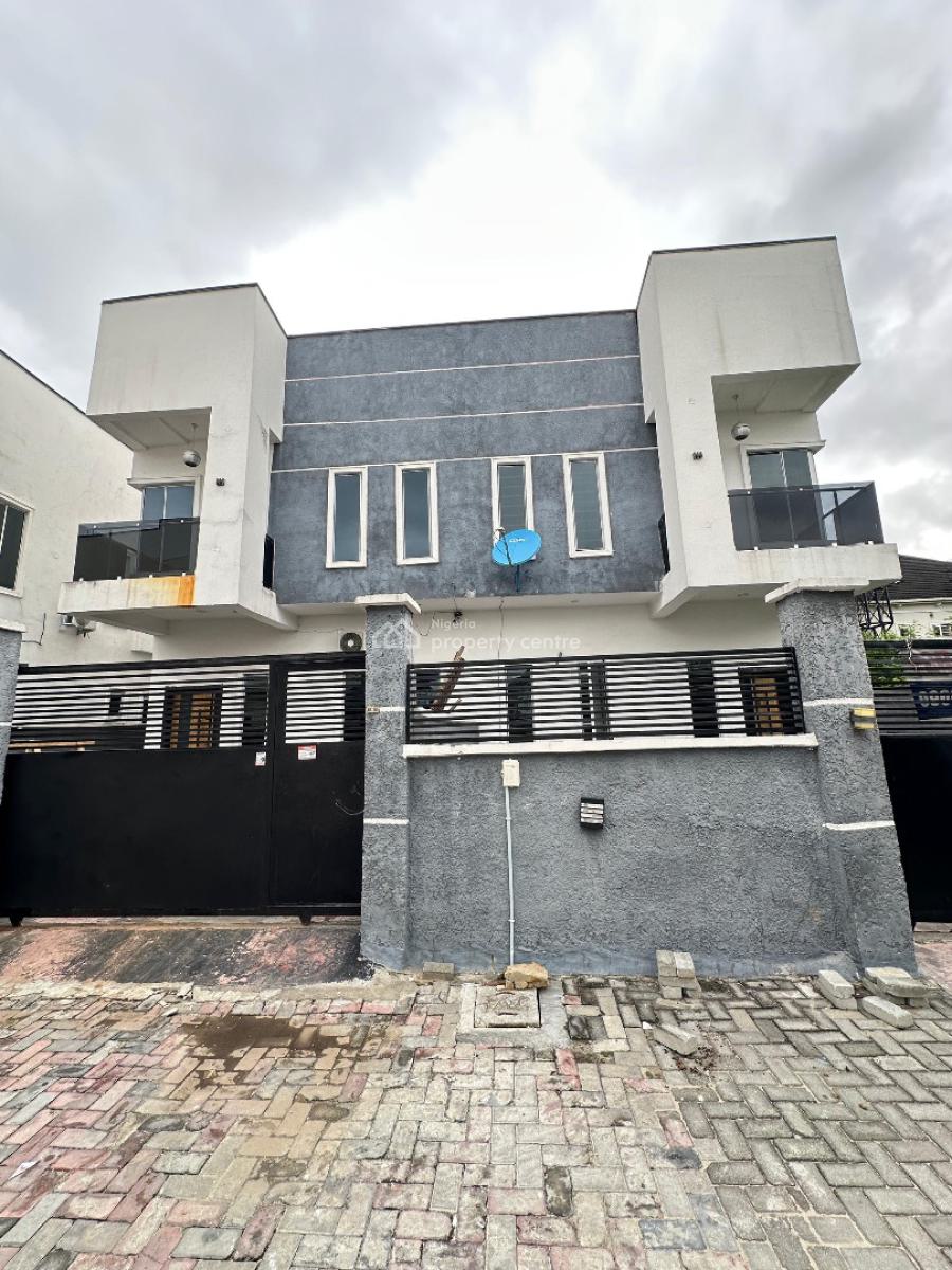 Spacious 4 Bedroom Semi-detached Duplex with Bq, Chevron, Lekki, Lagos, Semi-detached Duplex for Sale