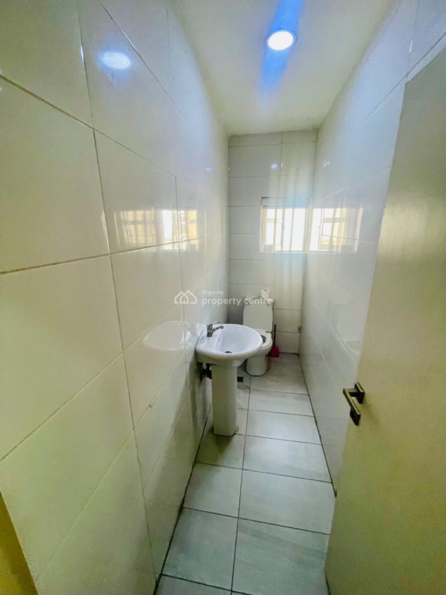 Exquisite Spacious One Bedroom Apartment with Excellent Facilities, Maruwa, Lekki, Lagos, Mini Flat (room and Parlour) Short Let