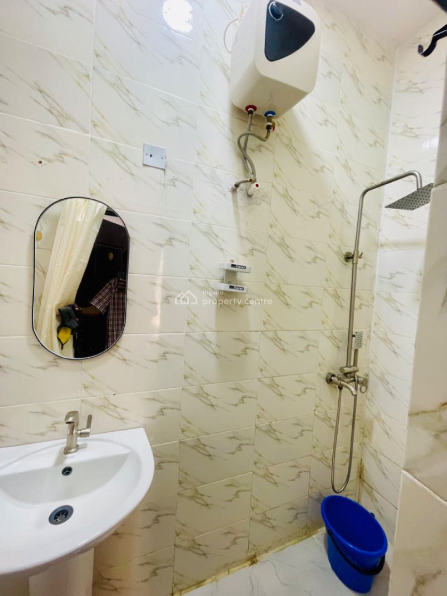 Luxury 3 Bedroom Apartment with Ps5 & Massage Machine, Lagos Business School, Ajah, Lagos, Flat / Apartment Short Let