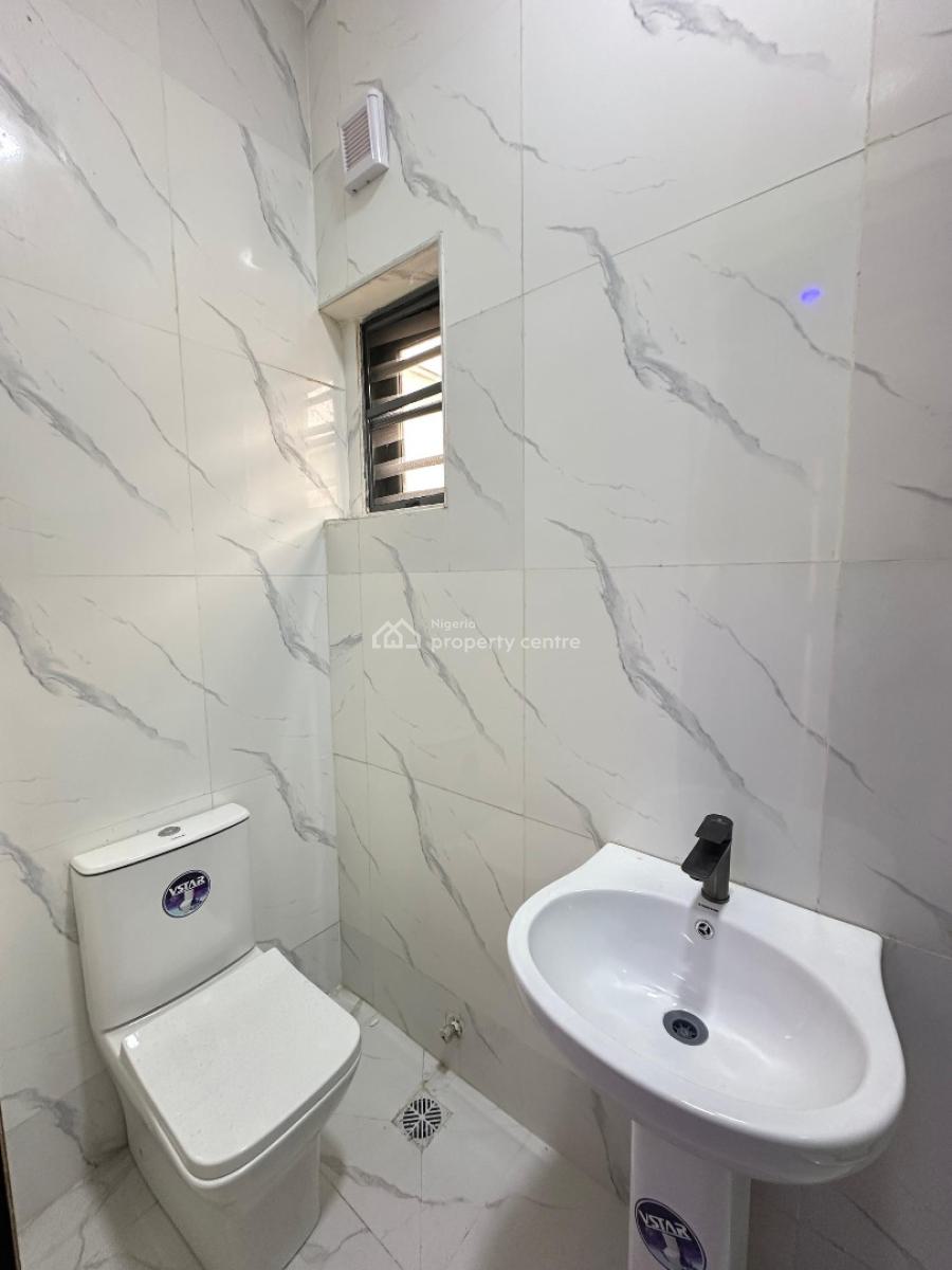 Contemporary Spacious 4 Bedroom Semi-detached Duplex with Bq, Chevron, Lekki, Lagos, Semi-detached Duplex for Sale