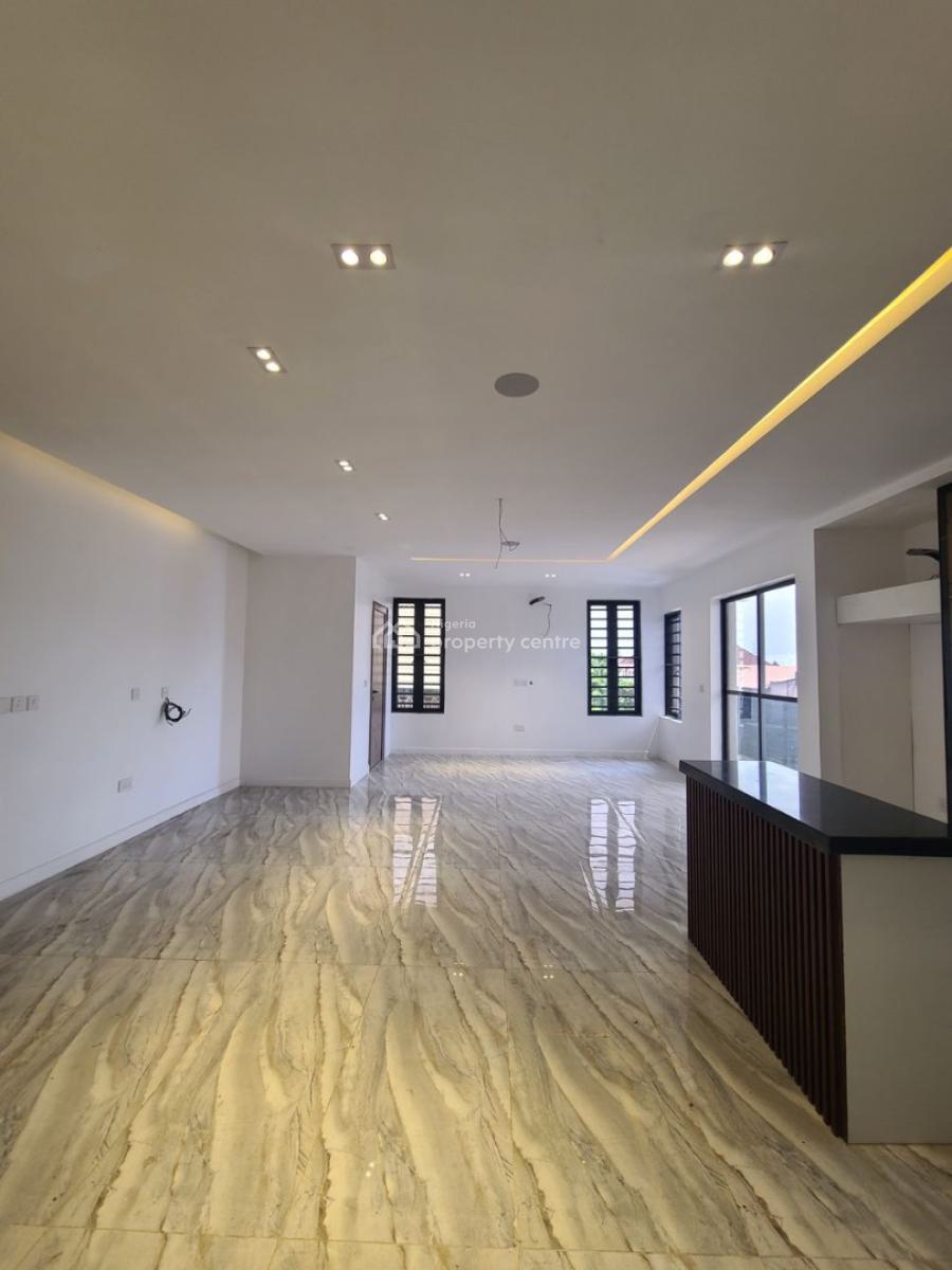 Beautiful 2 Bedroom Apartment Within a Secured Vicinity, Agungi, Lekki, Lagos, Flat / Apartment for Sale