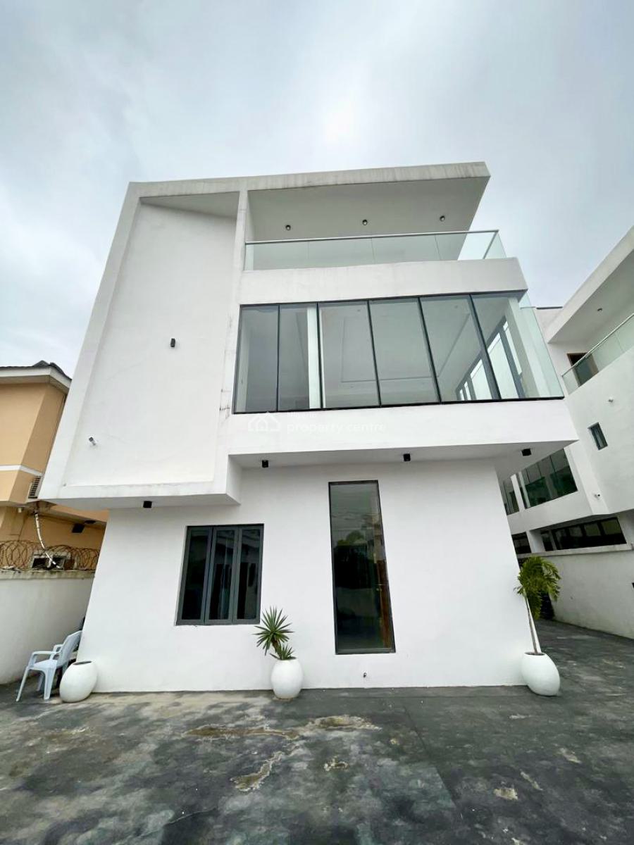 Massively Spacious Luxurious 6 Bedroom Fully Detached Duplex with Bq, Lekki Phase 1, Lekki, Lagos, Detached Duplex for Sale