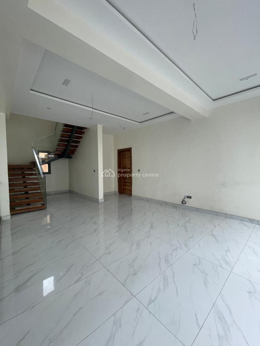 Massively Spacious Luxurious 6 Bedroom Fully Detached Duplex with Bq, Lekki Phase 1, Lekki, Lagos, Detached Duplex for Sale