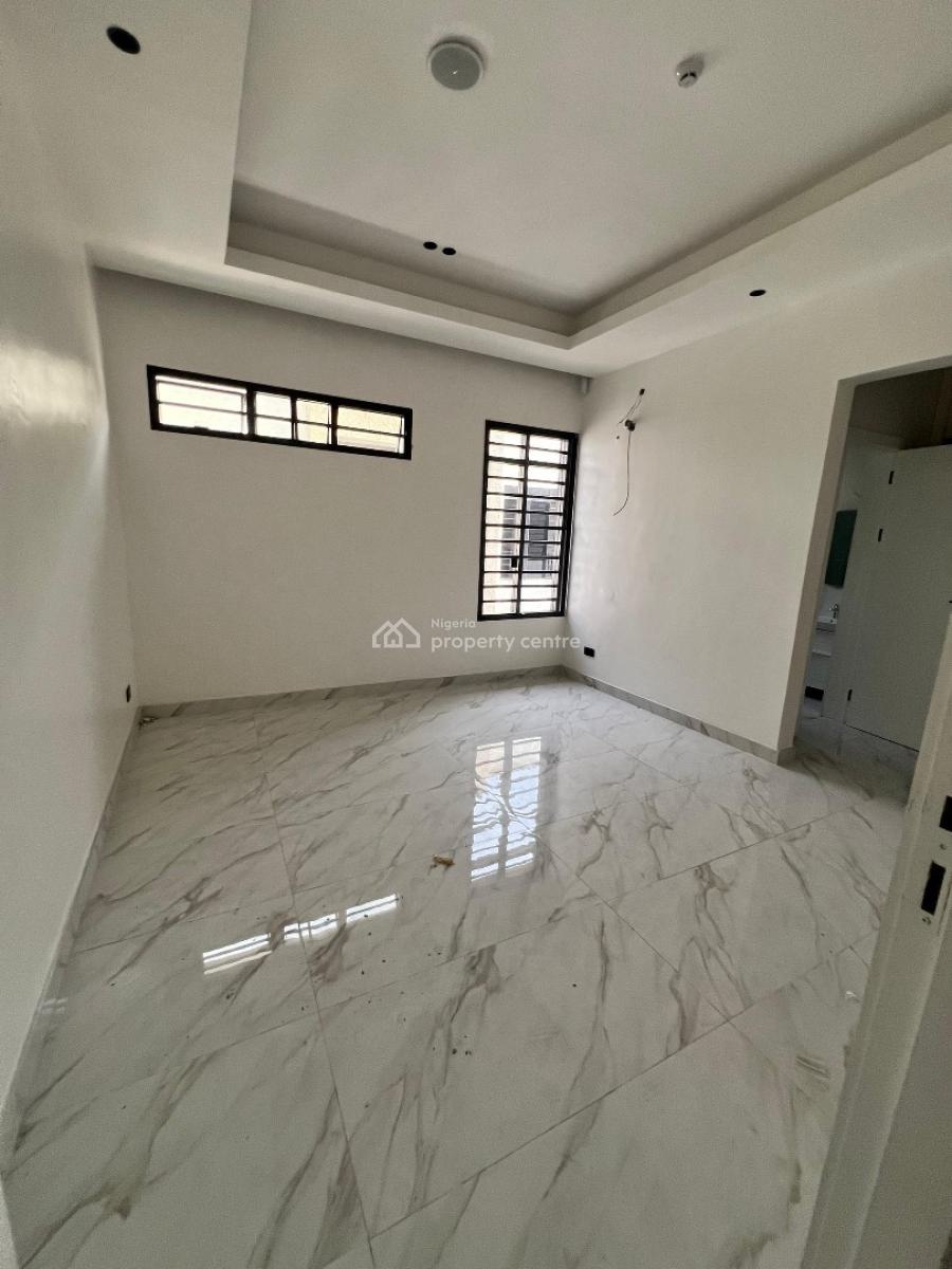 Beautiful 4 Bedroom Penthouse with a Bq, Elevator, Inverter, Cctv, Penthouse with Elevator, Inverter & Cctv, Lekki Phase 1, Lekki, Lagos, Flat / Apartment for Sale