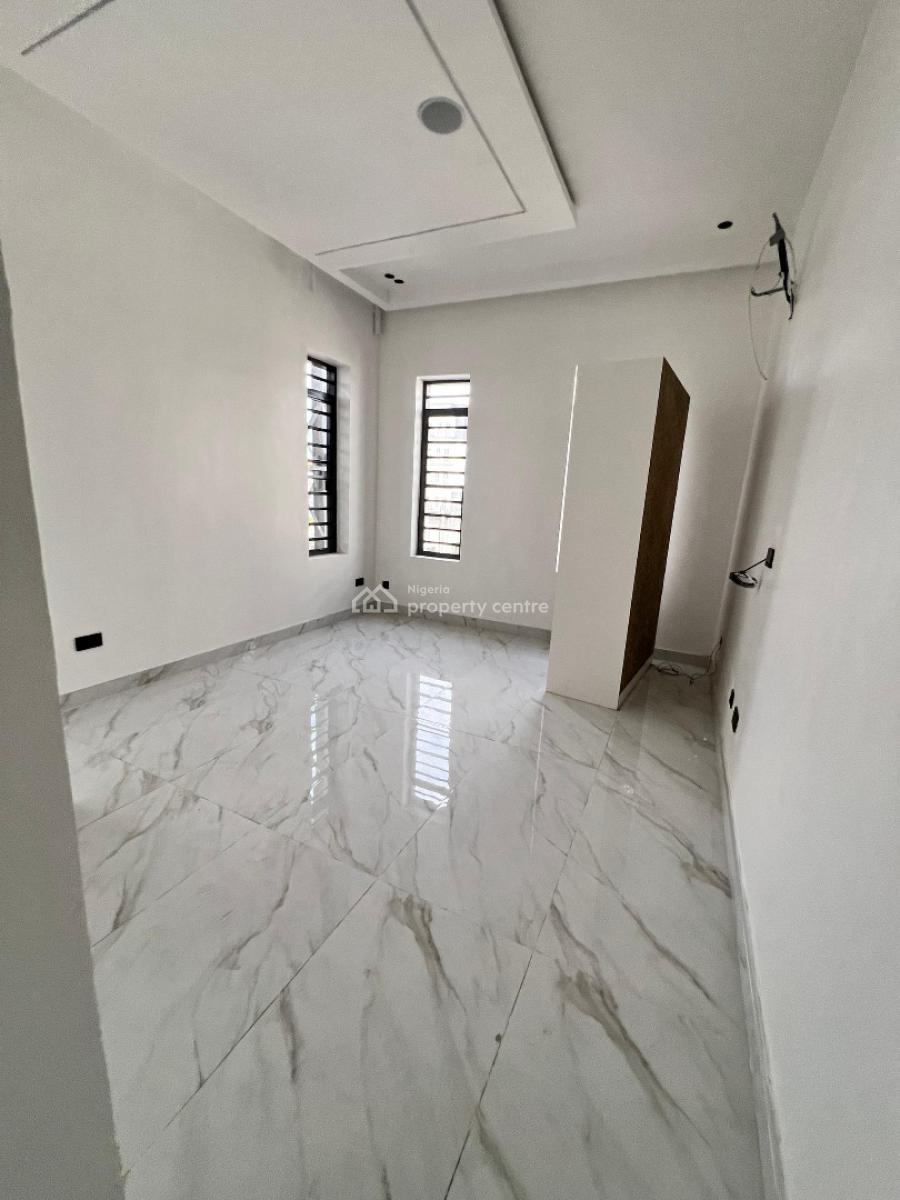 Beautiful 4 Bedroom Penthouse with a Bq, Elevator, Inverter, Cctv, Penthouse with Elevator, Inverter & Cctv, Lekki Phase 1, Lekki, Lagos, Flat / Apartment for Sale