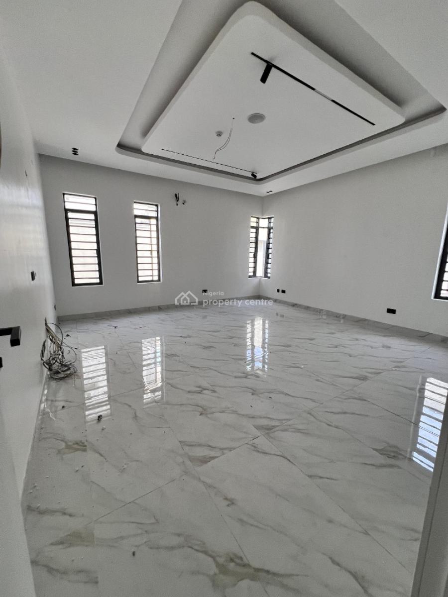 Beautiful 4 Bedroom Penthouse with a Bq, Elevator, Inverter, Cctv, Penthouse with Elevator, Inverter & Cctv, Lekki Phase 1, Lekki, Lagos, Flat / Apartment for Sale