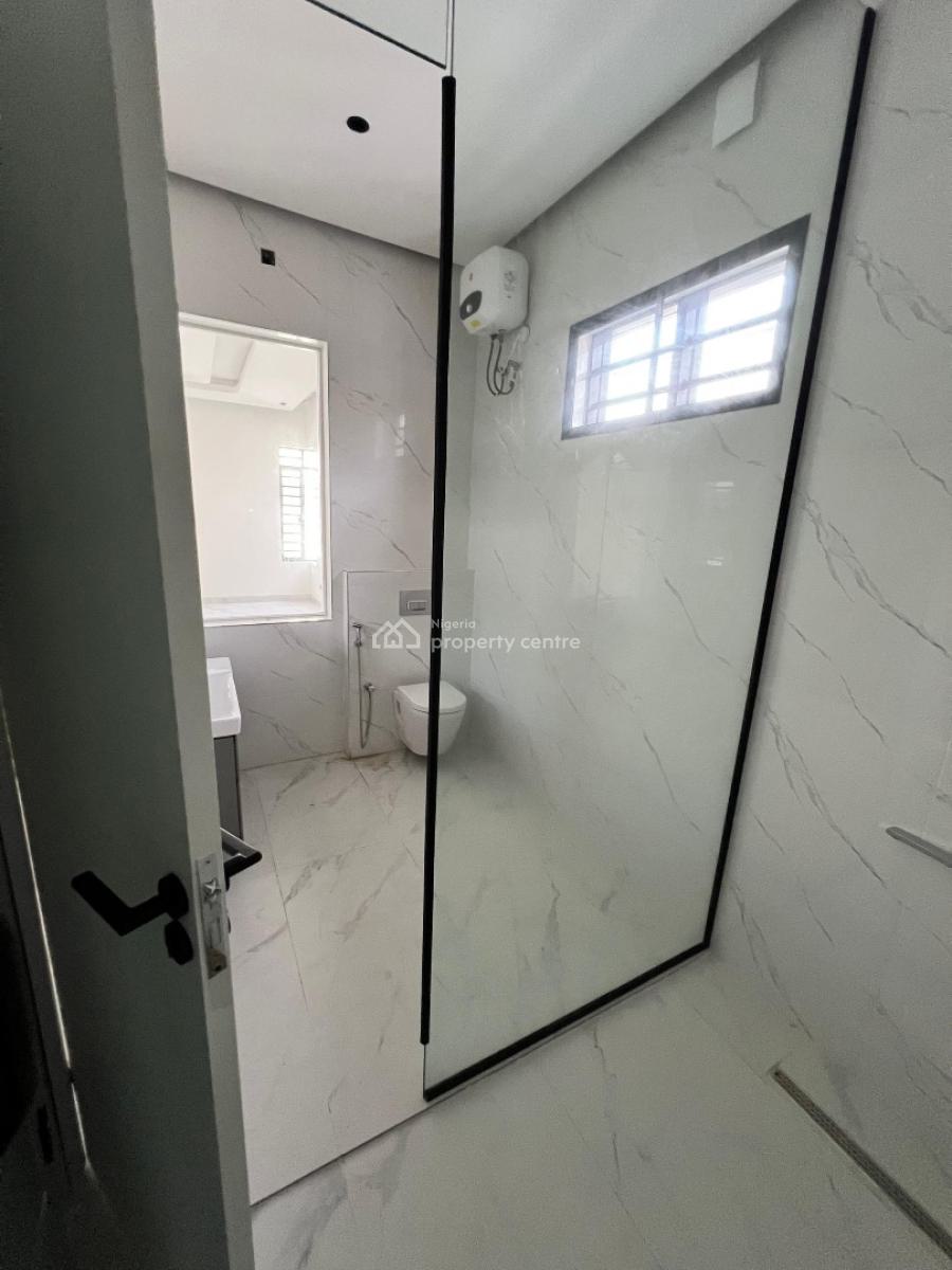 Beautiful 4 Bedroom Penthouse with a Bq, Elevator, Inverter, Cctv, Penthouse with Elevator, Inverter & Cctv, Lekki Phase 1, Lekki, Lagos, Flat / Apartment for Sale