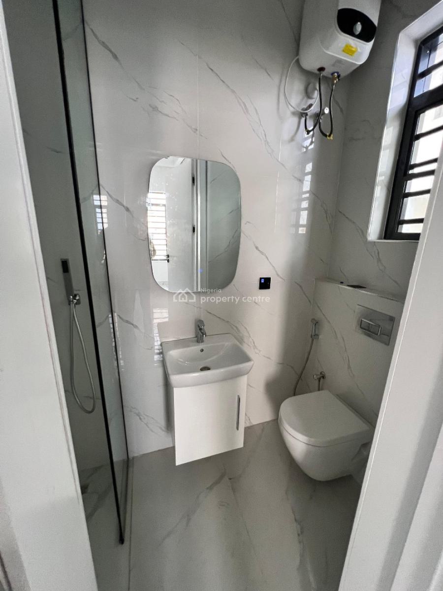 Beautiful 4 Bedroom Penthouse with a Bq, Elevator, Inverter, Cctv, Penthouse with Elevator, Inverter & Cctv, Lekki Phase 1, Lekki, Lagos, Flat / Apartment for Sale
