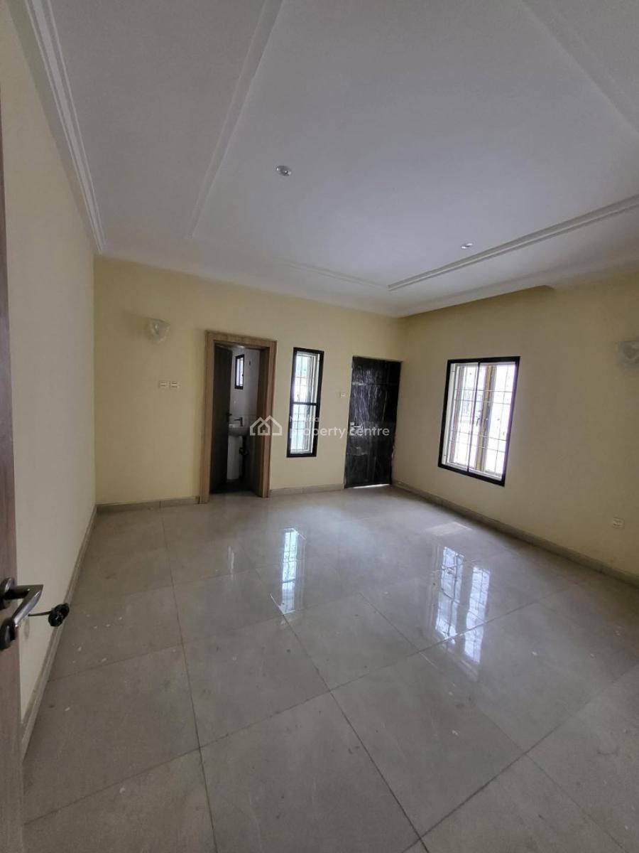 Newly Built 4 Bedroom Terrace Duplex with Bq, 2 Living Rooms, Guzape District, Abuja, Terraced Duplex for Sale