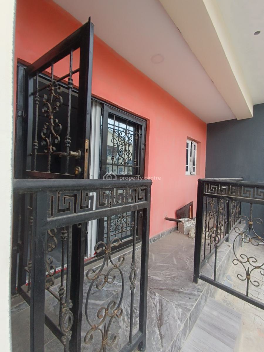 a Brand New 2beredroom Flat, By Pepperoni Abraham Adesunya, Lekki Phase 2, Lekki, Lagos, Flat / Apartment for Rent