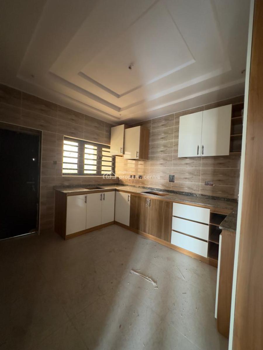 Newly Built 3 Bedroom Apartments Built in a Residential Estate, Kolapo Ishola Gra Akobo Ibadan, Akobo, Ibadan, Oyo, Detached Duplex for Sale