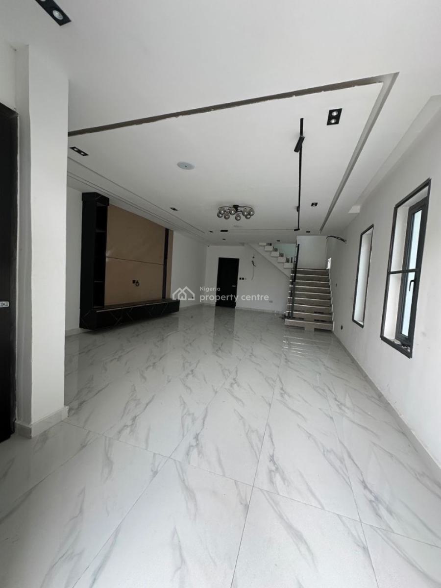 4 Bedroom Semi Detached, Donatus Estate, Lekki, Lagos, Semi-detached Duplex for Sale