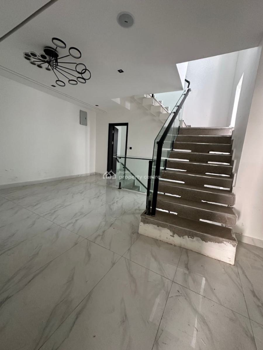 4 Bedroom Semi Detached, Donatus Estate, Lekki, Lagos, Semi-detached Duplex for Sale