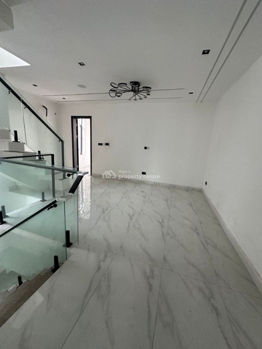 4 Bedroom Semi Detached, Donatus Estate, Lekki, Lagos, Semi-detached Duplex for Sale