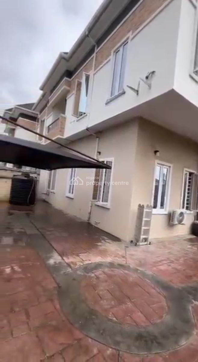 Japa Symptoms 5 Bedroom Duplex and Bq, Lakeview Phase 2 Estate, Amuwo Odofin, Lagos, Detached Duplex for Sale