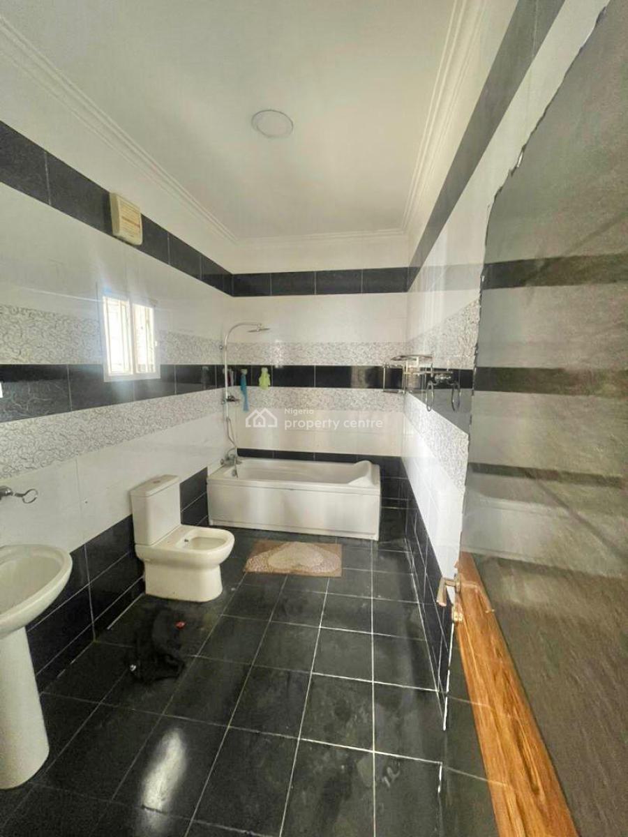 Fully Serviced 4-bedroom Semi-detached Duplex with Bq, Ikate, Lekki, Lagos, Semi-detached Duplex for Rent