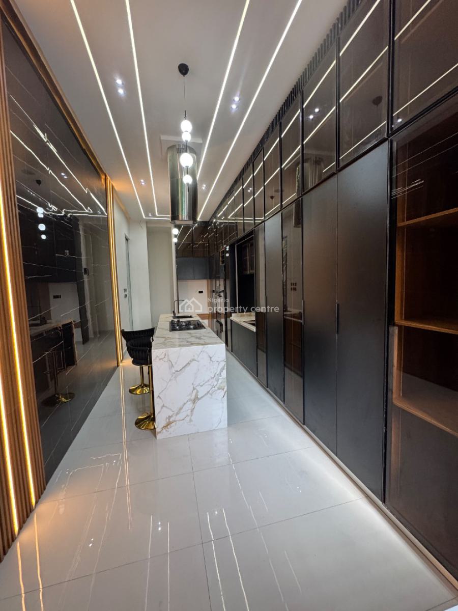 Spacious 5bedroom Fully Detached House, Chevron Axis, Lekki, Lagos, Detached Duplex for Sale