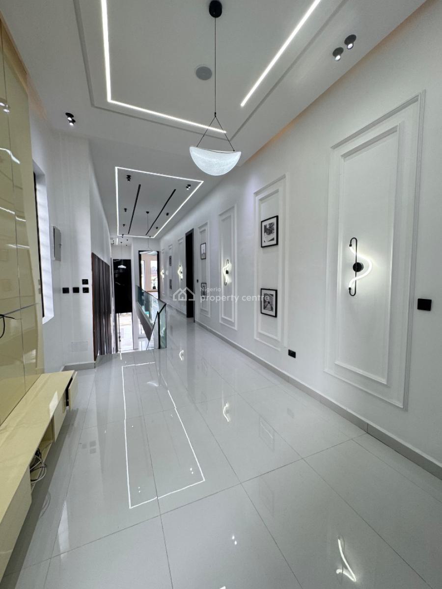 Spacious 5bedroom Fully Detached House, Chevron Axis, Lekki, Lagos, Detached Duplex for Sale