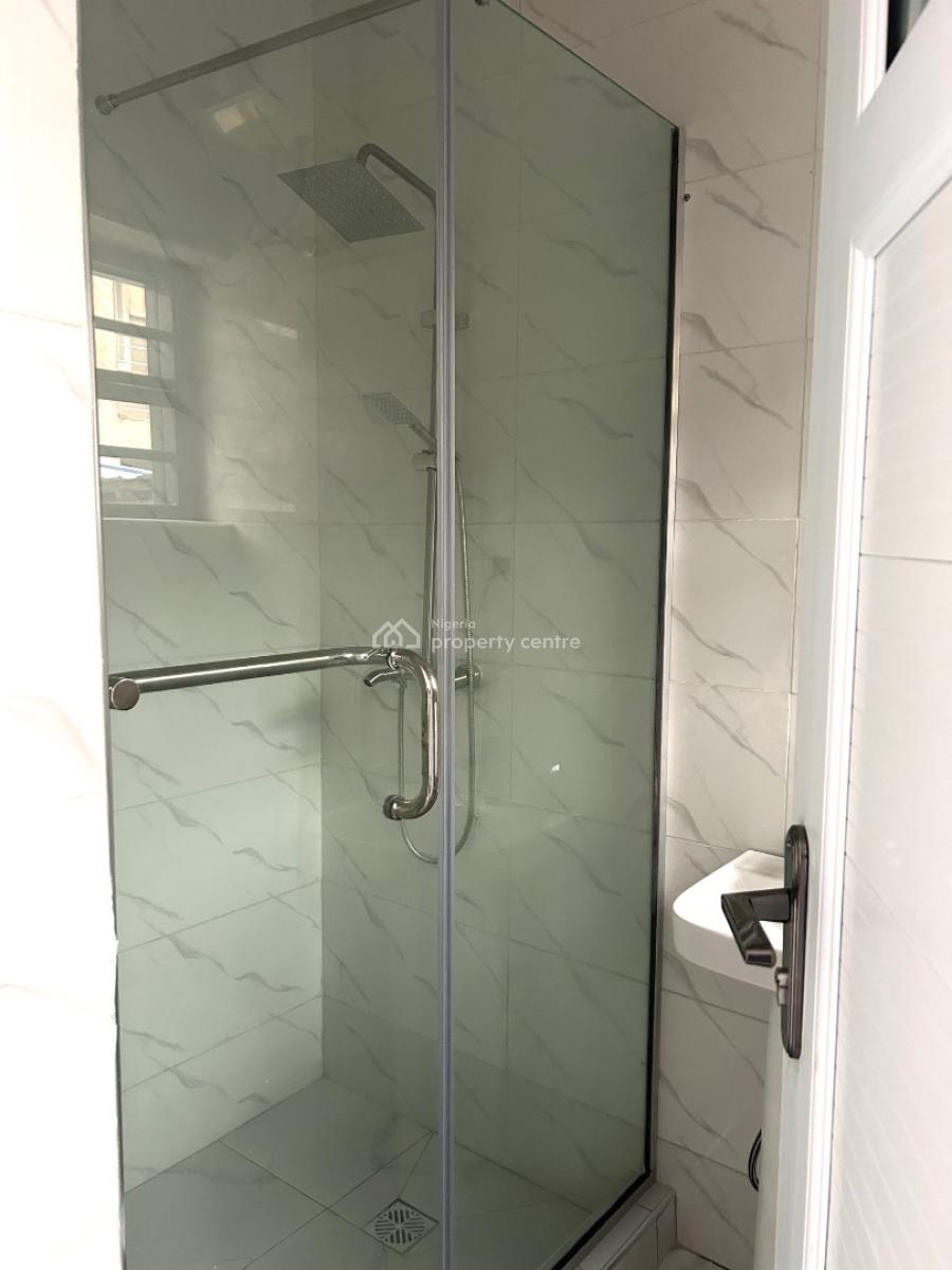 Newly Built 3 Bedroom Flat in Surulere, Off Kilo, Surulere, Lagos, Flat / Apartment for Sale