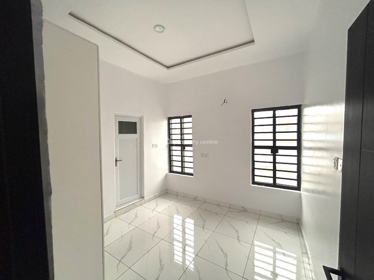 Newly Built 3 Bedroom Flat in Surulere, Off Kilo, Surulere, Lagos, Flat / Apartment for Sale