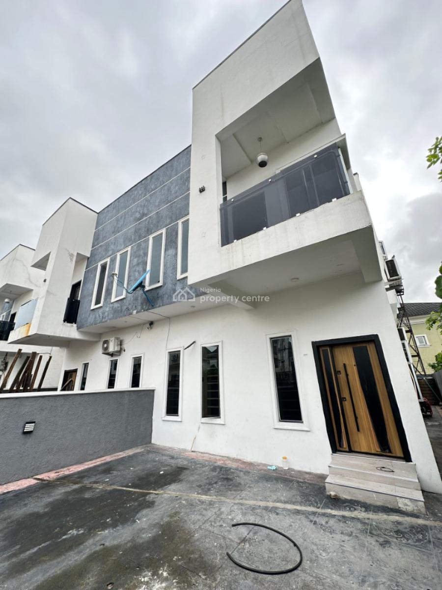 Spacious 4 Bedroom Semi-detached Duplex with Bq, Chevron, Lekki, Lagos, Semi-detached Duplex for Sale