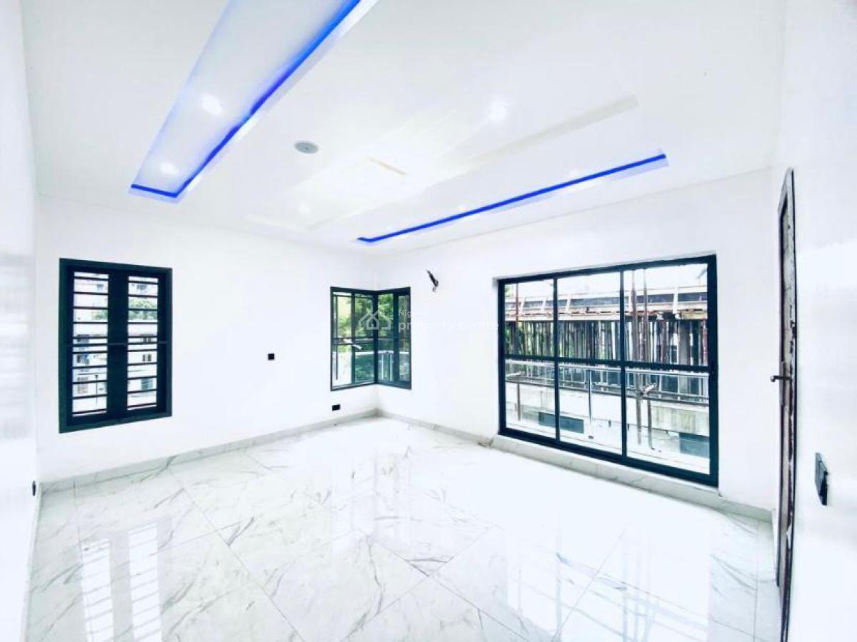 Luxury 3bedroom Apartment with Bq Fitted Kitchen with Amenities, Off Kingsway, Ikoyi, Lagos, Flat / Apartment for Rent