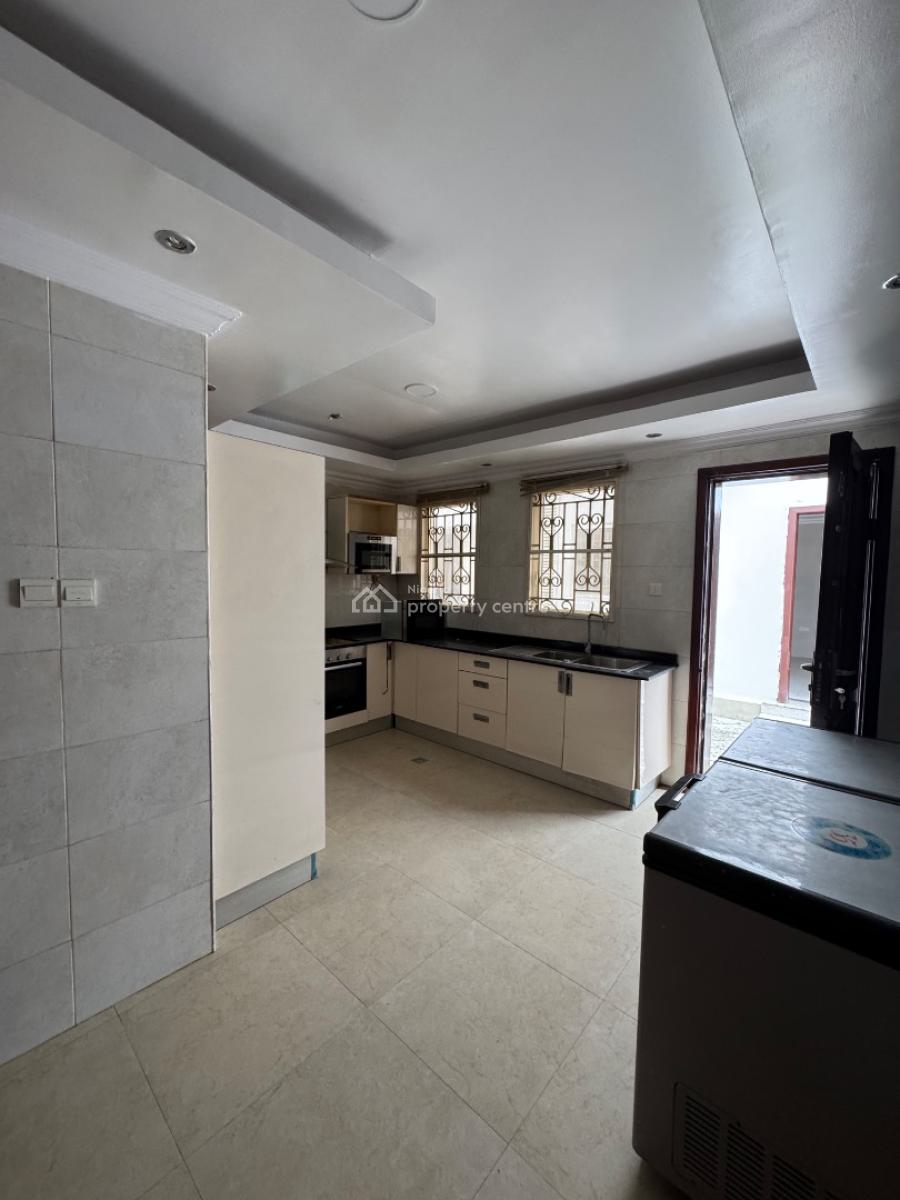 Fully Serviced Miniflat, Off Admiralty Way, Lekki Phase 1, Lekki, Lagos, Mini Flat (room and Parlour) for Rent