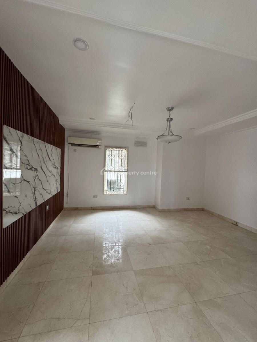 Fully Serviced 3 Bedroom Apartment, Off Admiralty Way, Lekki Phase 1, Lekki, Lagos, Flat / Apartment for Rent