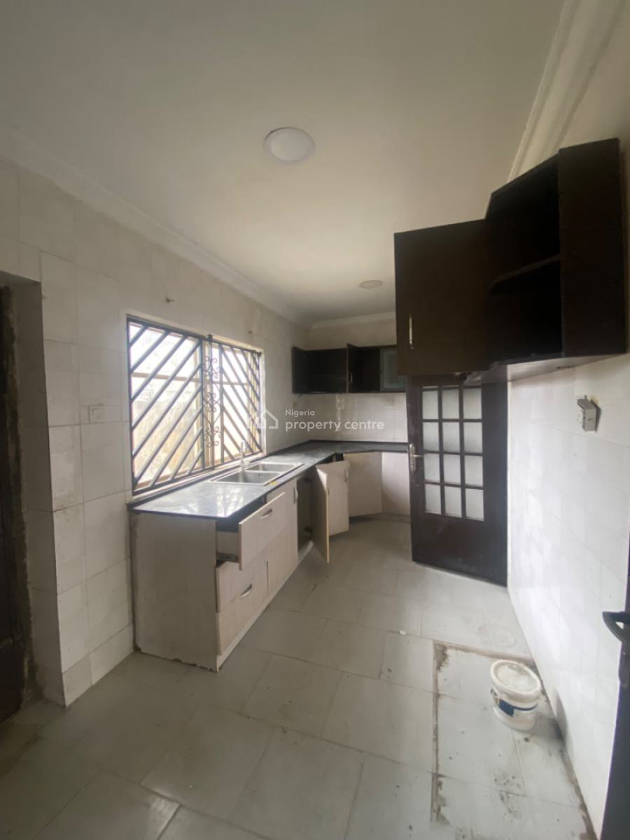 Very Sweet and Lovable Spacious 3bed Bungalow Self Compound with Bq, Green Land Estate Ogombo, Ogombo, Ajah, Lagos, Flat / Apartment for Rent