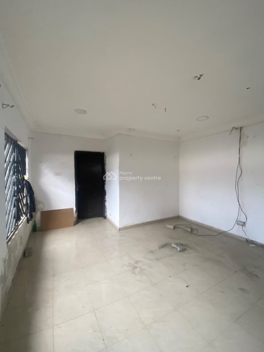 Very Sweet and Lovable Spacious 3bed Bungalow Self Compound with Bq, Green Land Estate Ogombo, Ogombo, Ajah, Lagos, Flat / Apartment for Rent