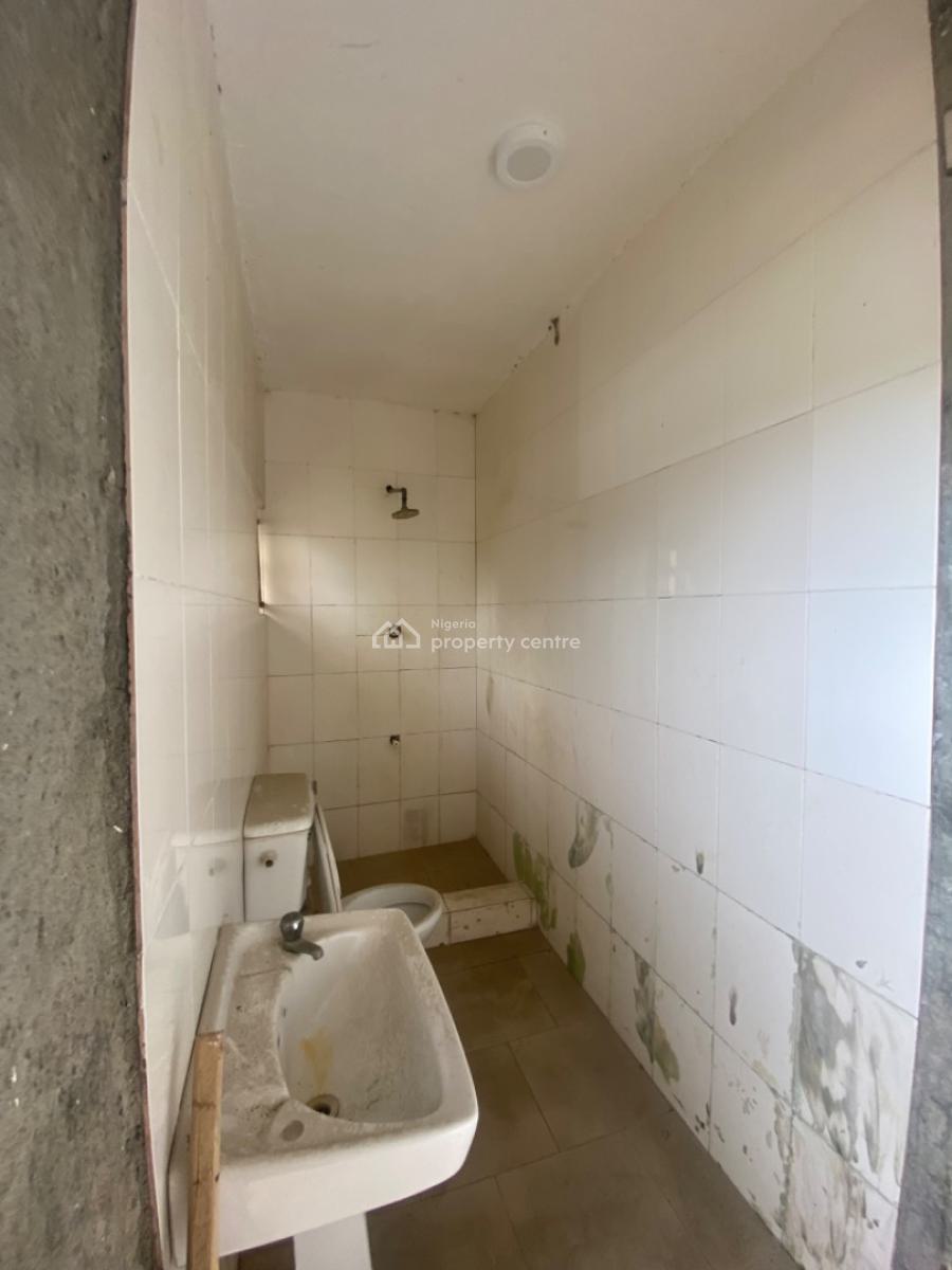 Very Sweet and Lovable Spacious 3bed Bungalow Self Compound with Bq, Green Land Estate Ogombo, Ogombo, Ajah, Lagos, Flat / Apartment for Rent