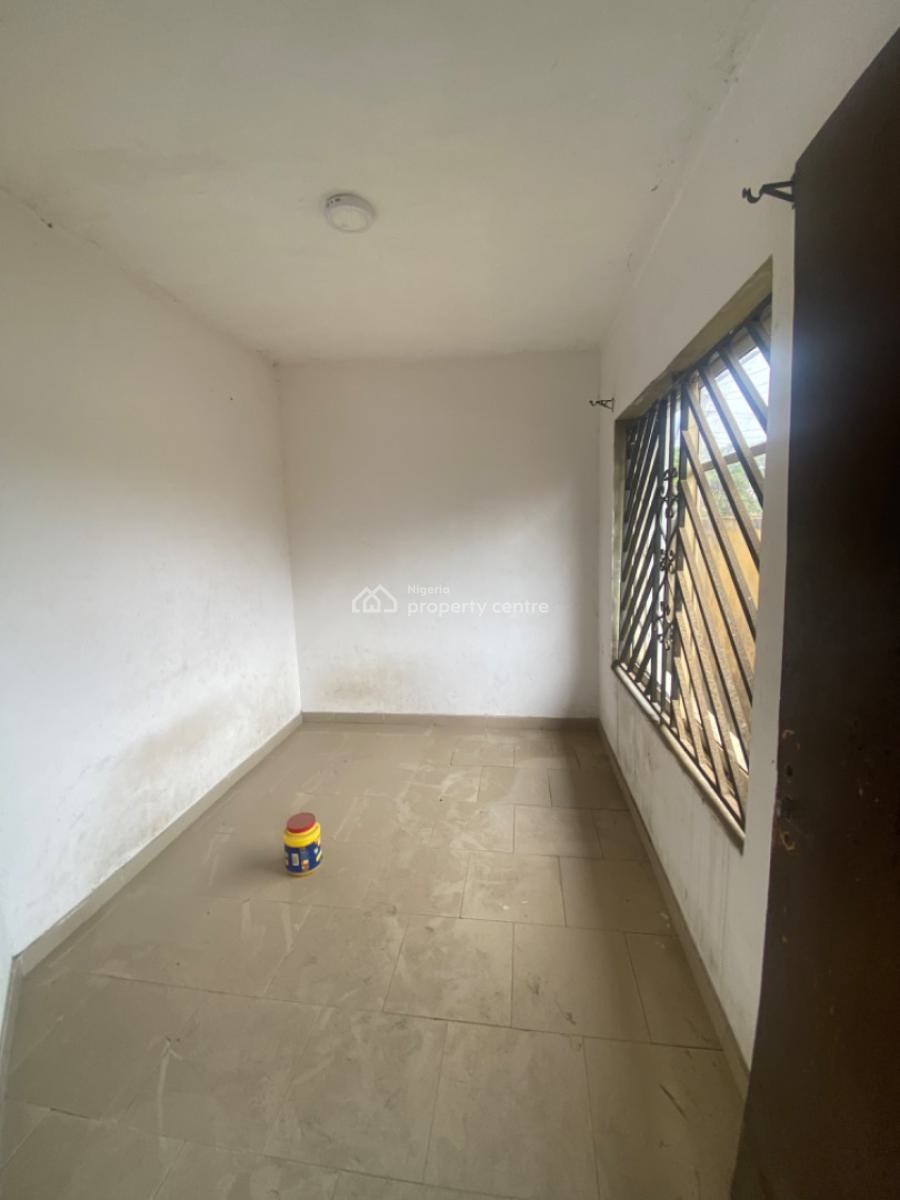 Very Sweet and Lovable Spacious 3bed Bungalow Self Compound with Bq, Green Land Estate Ogombo, Ogombo, Ajah, Lagos, Flat / Apartment for Rent