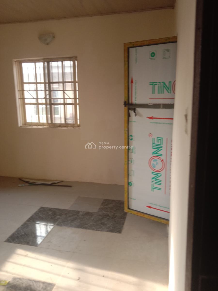 Standard and Specials Room Self Con Upstairs, Badore Road at Royal Palm Will Estate, Ajah, Lagos, Self Contain (single Rooms) for Rent