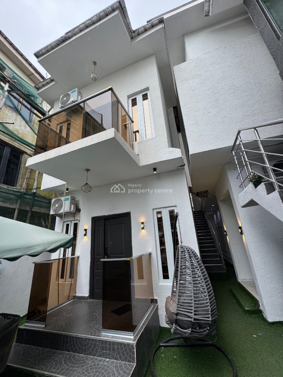 Unfurnish 2 Bedroom Apartmentpool, Gym, 24 Hours Light, Dont Mis It, Orchid Road Lekki, Lekki, Lagos, House for Rent