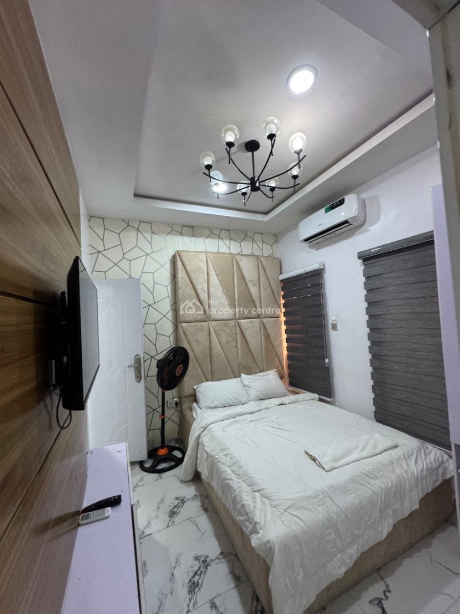Unfurnish 2 Bedroom Apartmentpool, Gym, 24 Hours Light, Dont Mis It, Orchid Road Lekki, Lekki, Lagos, House for Rent