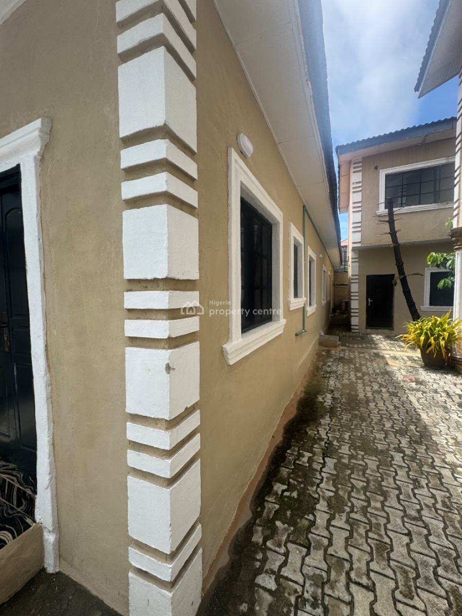 a Small Office Space Available, Close to Brasser’s Mall, Lekki Phase 1, Lekki, Lagos, Office Space for Rent