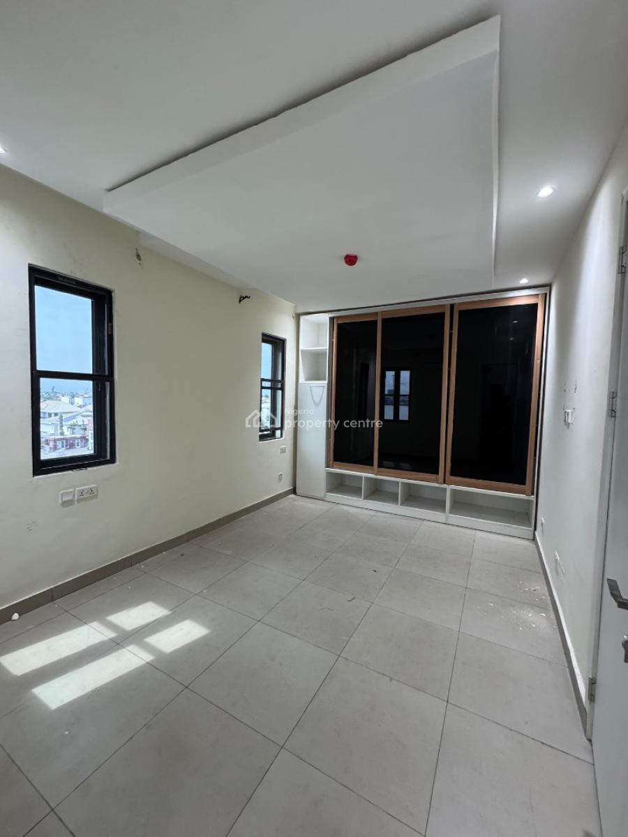 Fully Serviced 2 Bedroom Apartment + Bq, Elevator, Off Admiralty Way, Lekki Phase 1, Lekki, Lagos, Flat / Apartment for Rent