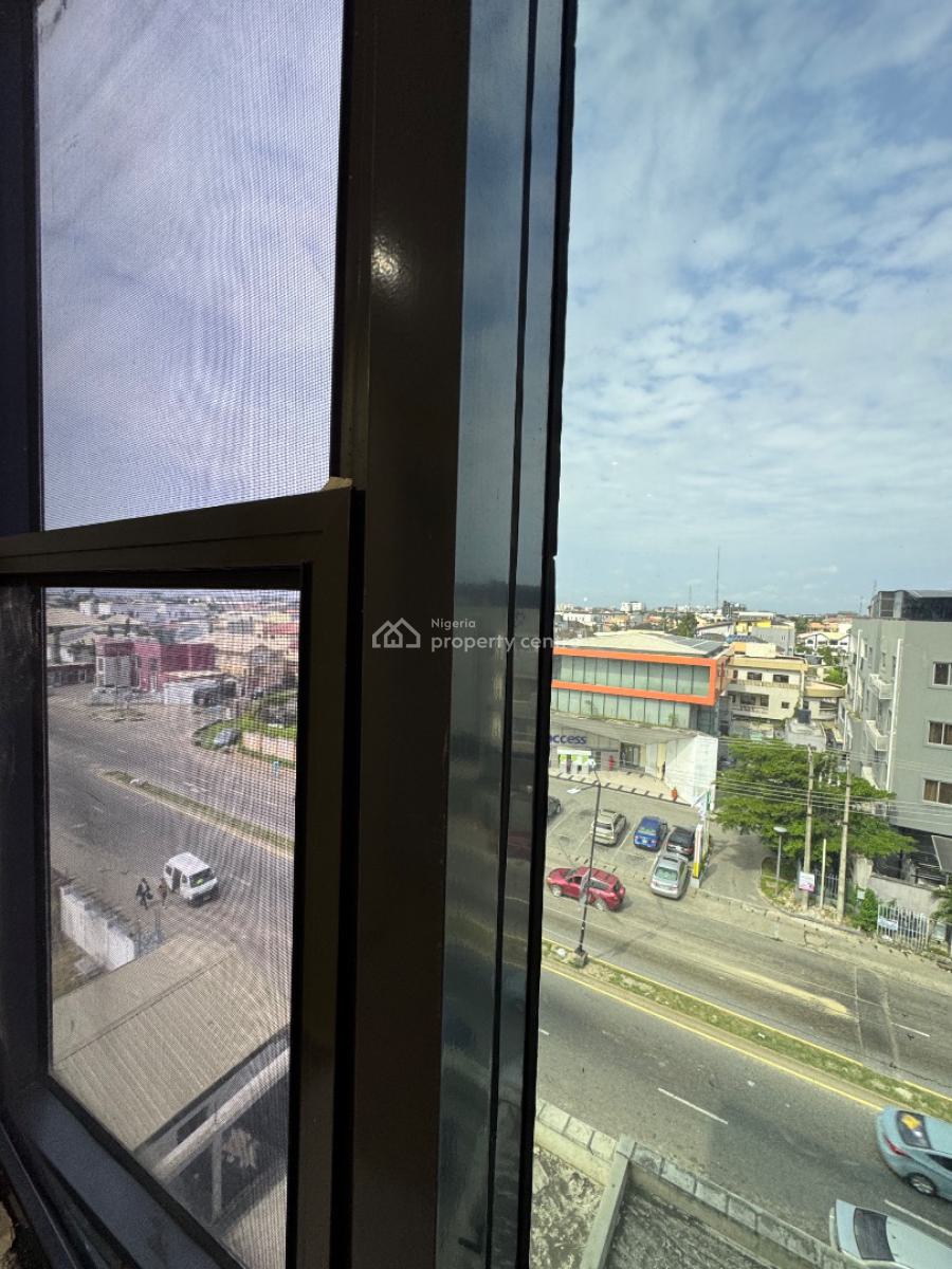 Fully Serviced 2 Bedroom Apartment + Bq, Elevator, Off Admiralty Way, Lekki Phase 1, Lekki, Lagos, Flat / Apartment for Rent