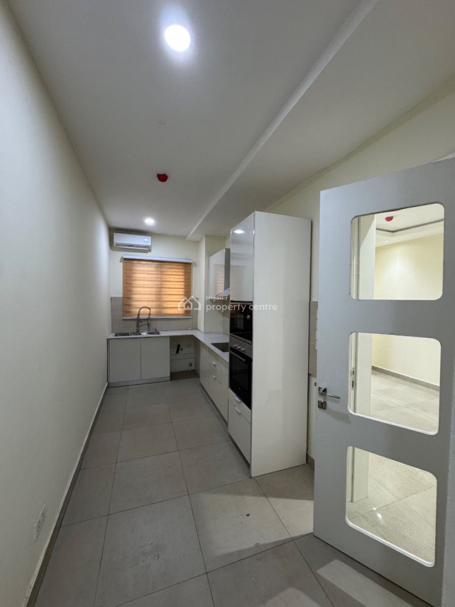 Fully Serviced 2 Bedroom Apartment + Bq, Elevator, Off Admiralty Way, Lekki Phase 1, Lekki, Lagos, Flat / Apartment for Rent