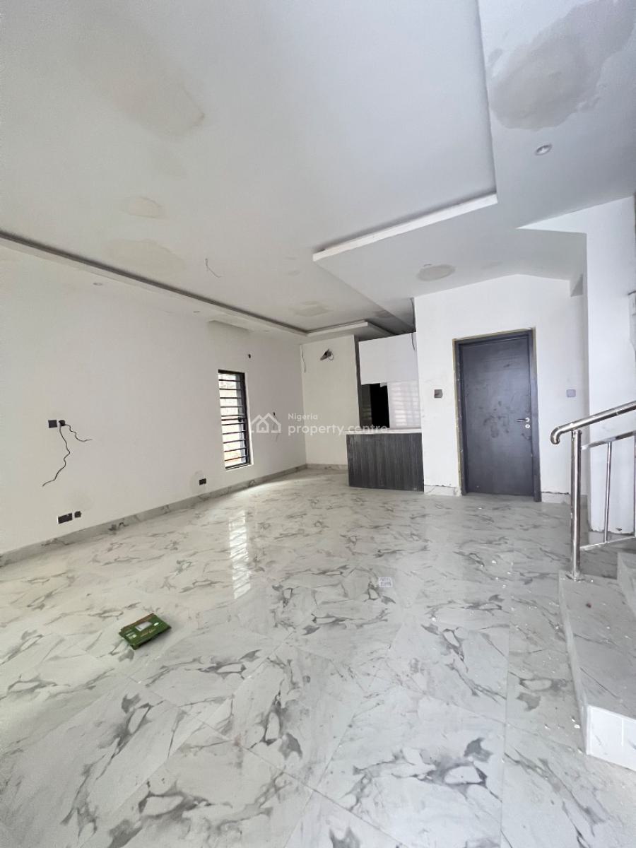 Spacious Four Bedroom Terrace Duplex with Bq, Osapa Lekki, Lekki Phase 1, Lekki, Lagos, Terraced Duplex for Sale