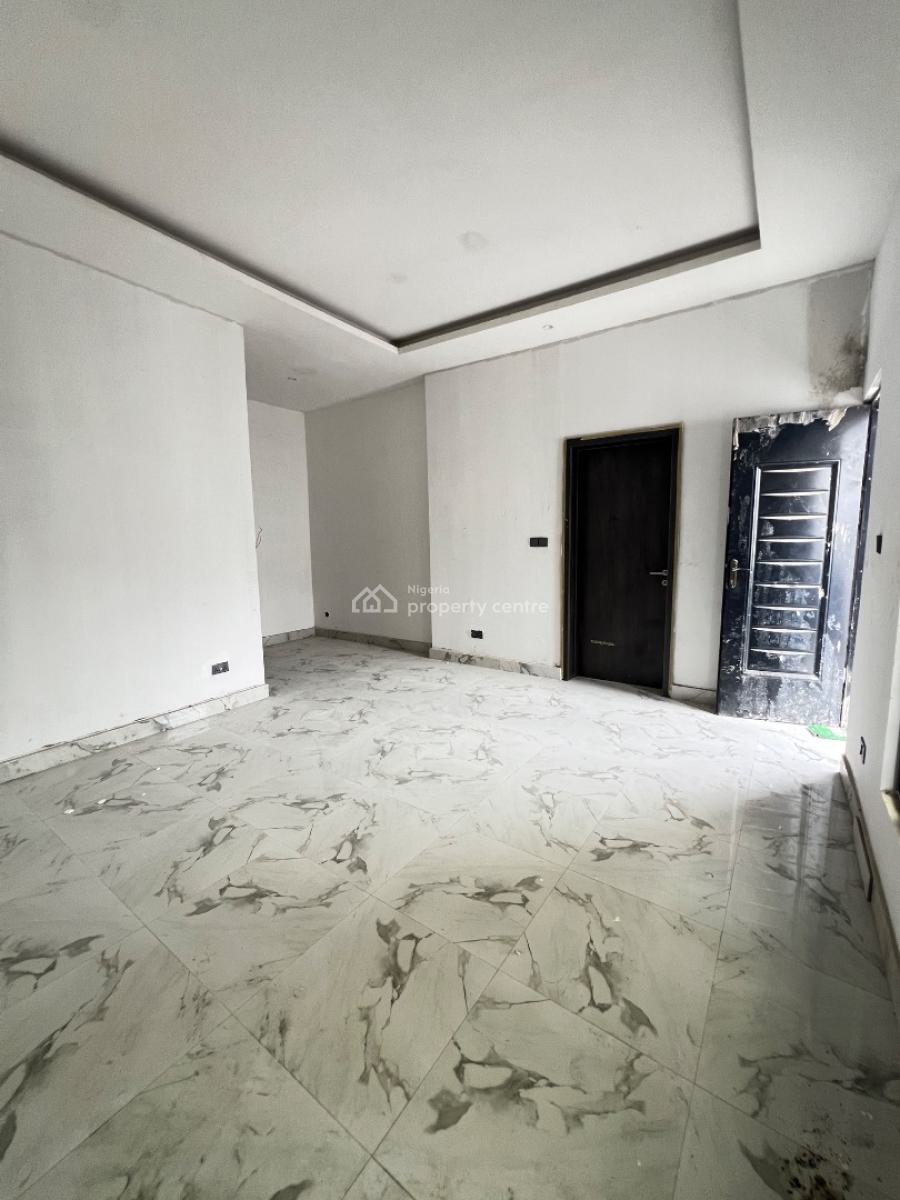 Spacious Four Bedroom Terrace Duplex with Bq, Osapa Lekki, Lekki Phase 1, Lekki, Lagos, Terraced Duplex for Sale