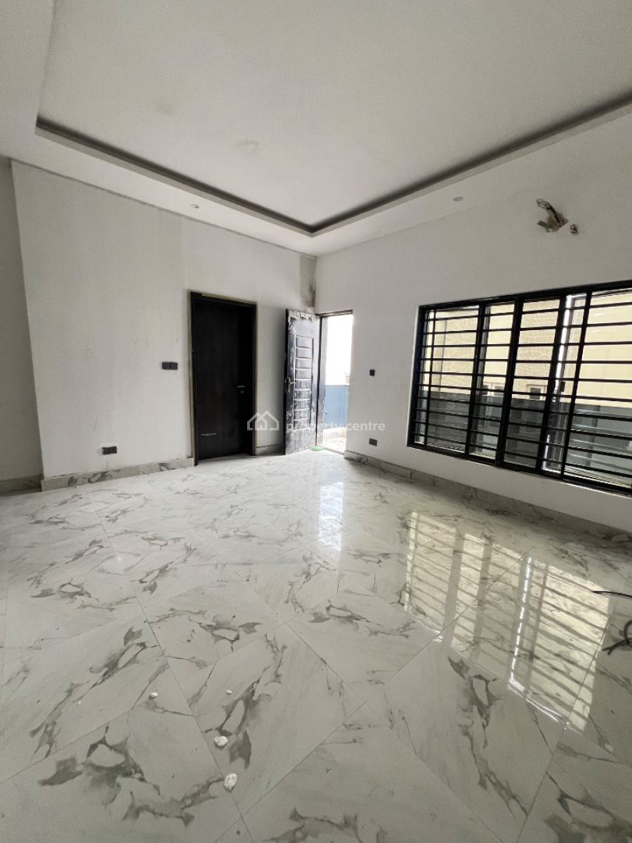 Spacious Four Bedroom Terrace Duplex with Bq, Osapa Lekki, Lekki Phase 1, Lekki, Lagos, Terraced Duplex for Sale