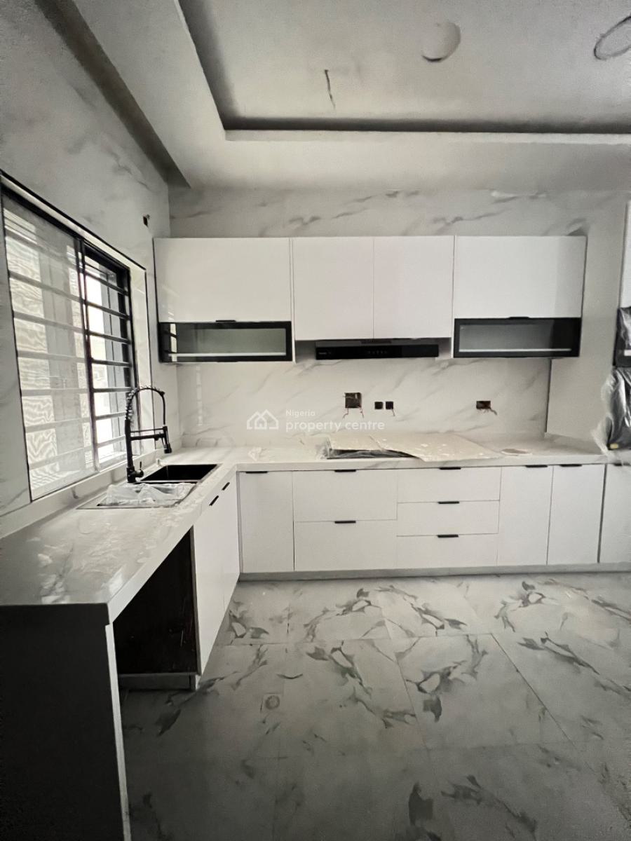 Spacious Four Bedroom Terrace Duplex with Bq, Osapa Lekki, Lekki Phase 1, Lekki, Lagos, Terraced Duplex for Sale