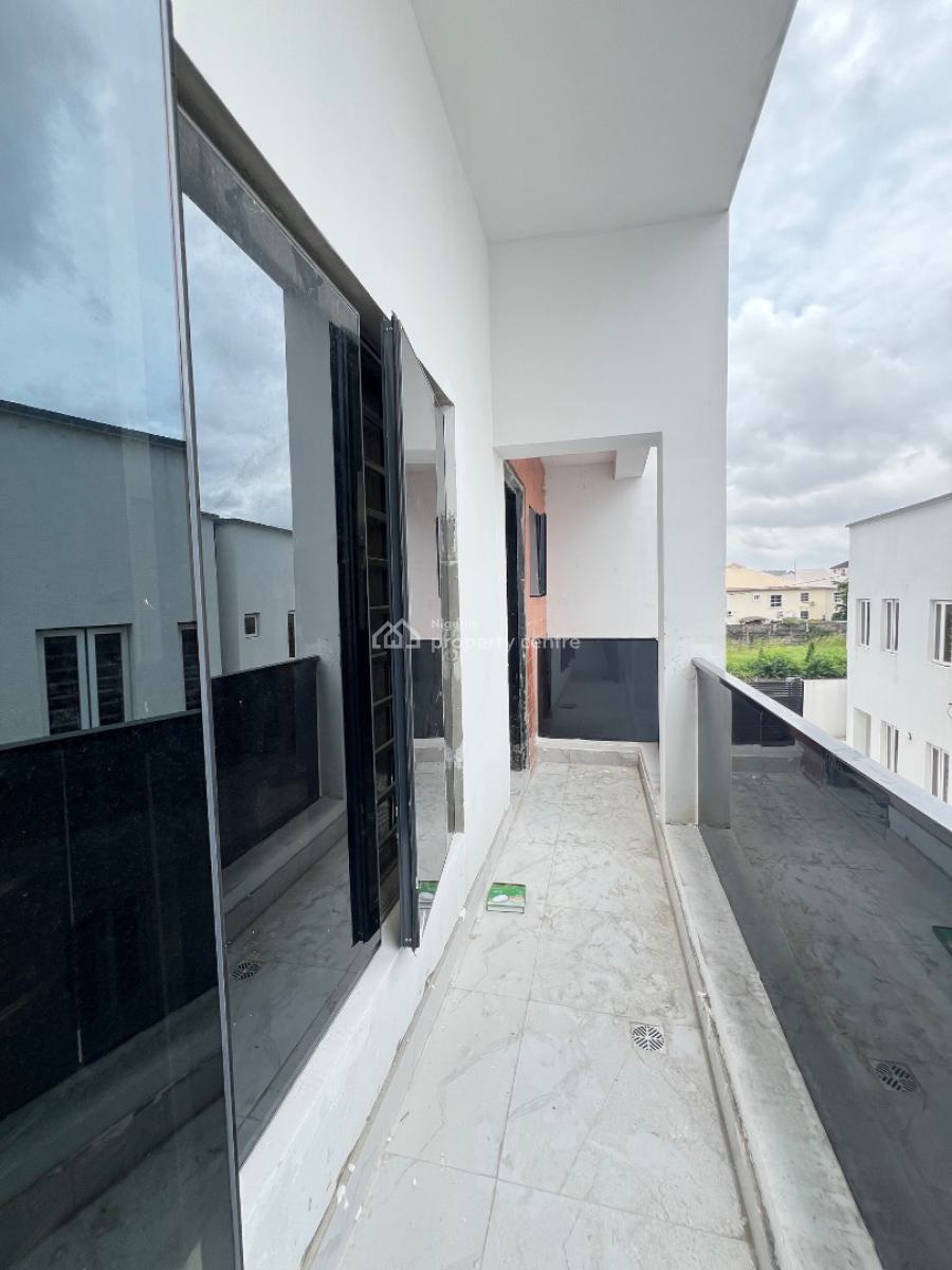 Spacious Four Bedroom Terrace Duplex with Bq, Osapa Lekki, Lekki Phase 1, Lekki, Lagos, Terraced Duplex for Sale