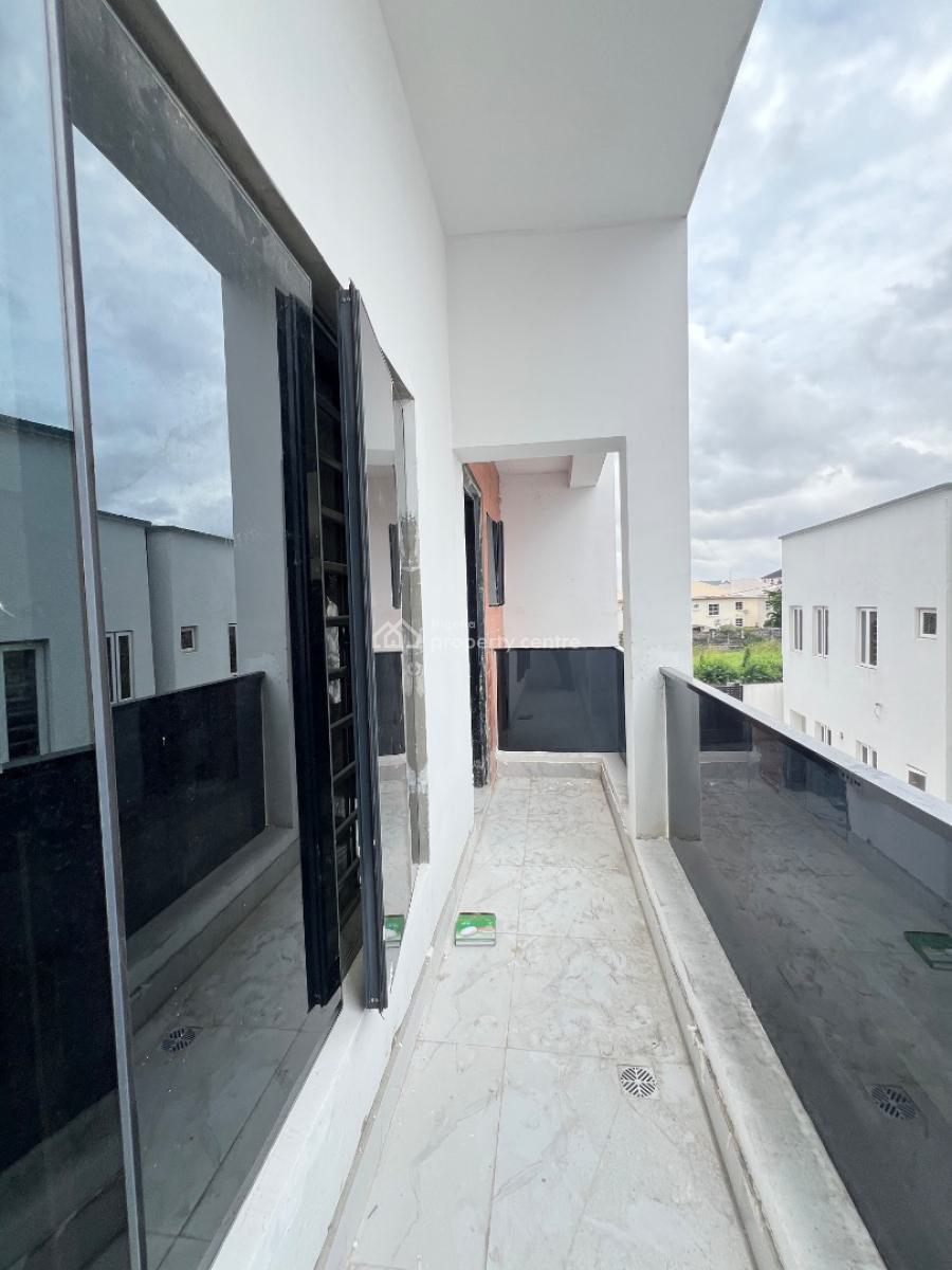 Spacious Four Bedroom Terrace Duplex with Bq, Osapa Lekki, Lekki Phase 1, Lekki, Lagos, Terraced Duplex for Sale